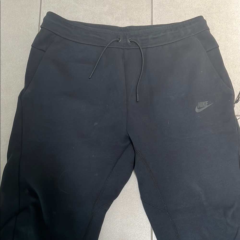 Nike Black Athletic Joggers with Drawstring Waist